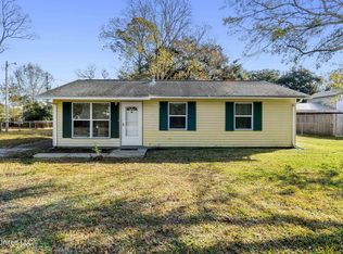 4612 Riley Rd, Ocean Springs, MS 39564