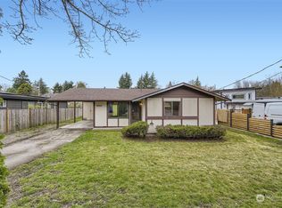 6747 16th Ave SW, Seattle, WA 98106