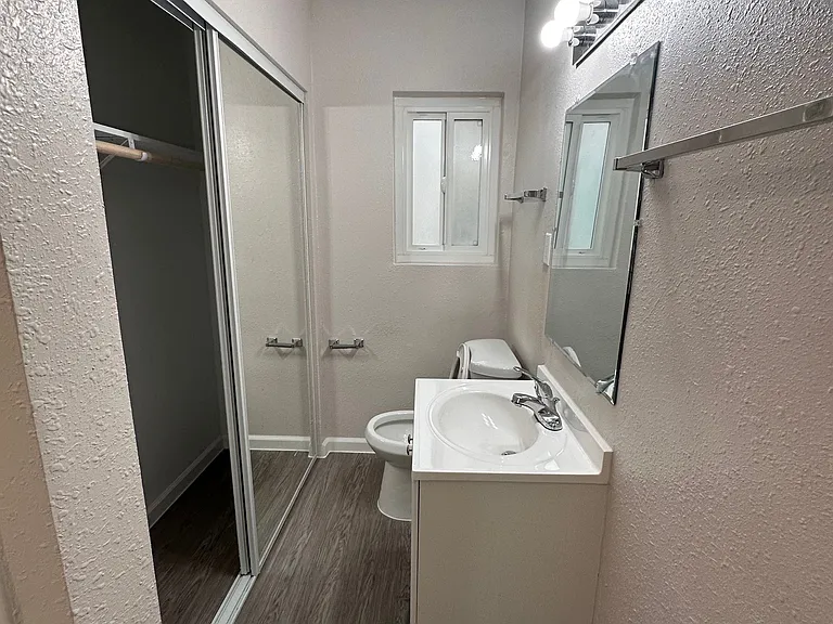 7744 Reseda Blvd #24 — Photo 11