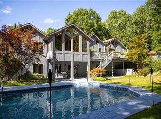 512 Meeker Rd, Vestal, NY 13850