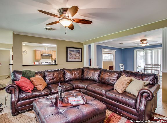 5th image of 125 Twinleaf Ln