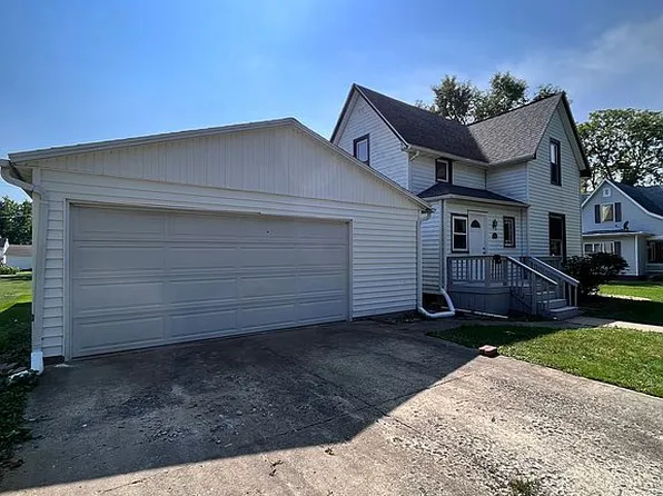 544 E Patton St, Paxton, IL 60957