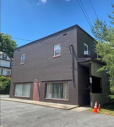 2nd image of 18 Cleveland Ave #5