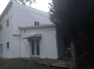 106 McFalls Rd, Asheville, NC 28805