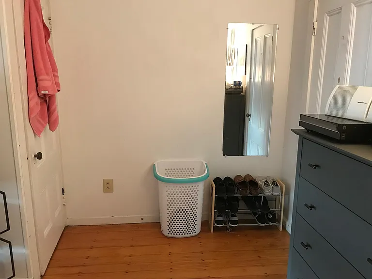 80 Linden St — Photo 16