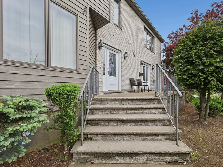 15 W Bradford Ave — Photo 6