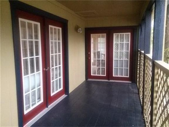 2nd image of 215 Briar Creek Dr