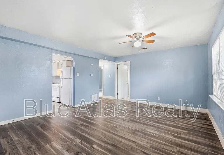 2215 Riverview Dr #B — Photo 6