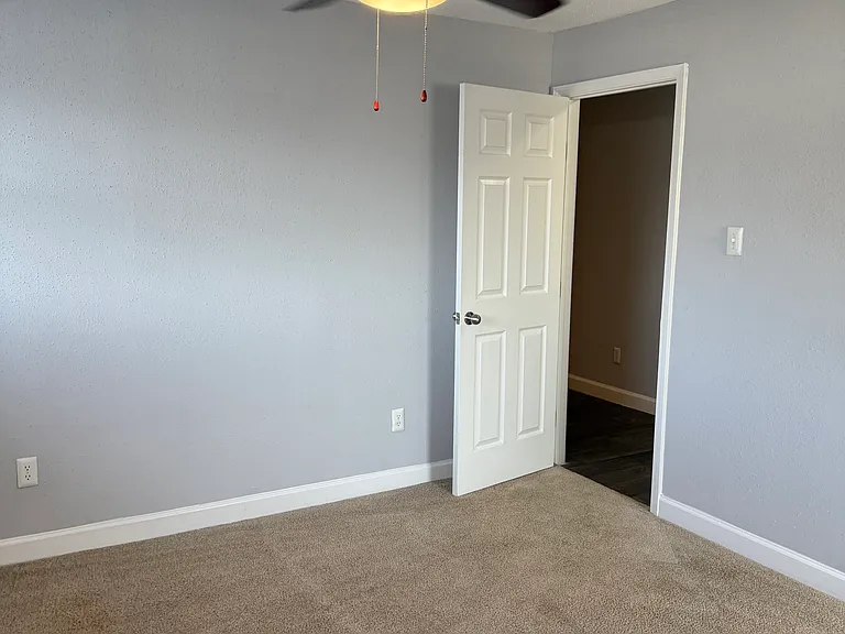 Belmont Place — Photo 44