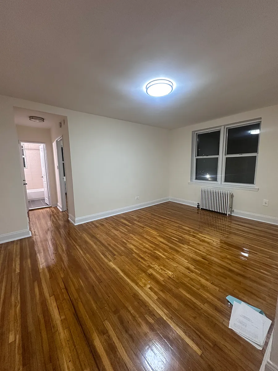 Building Photo - 8737 16th Ave #4O