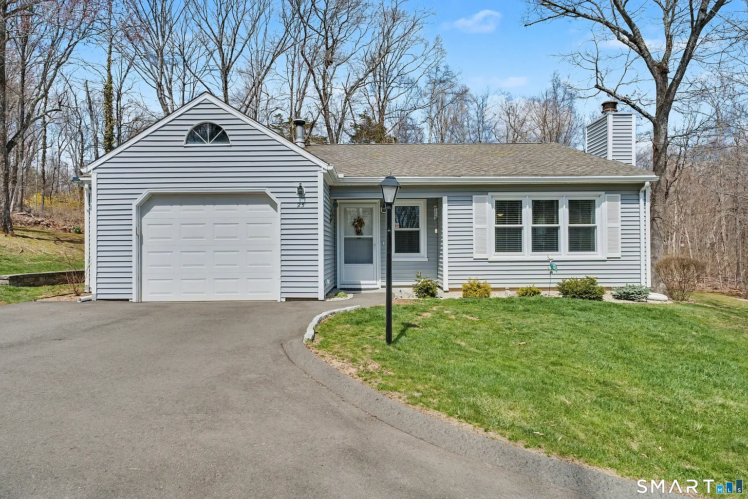 2415 Shepard Avenue #23 photo 1
