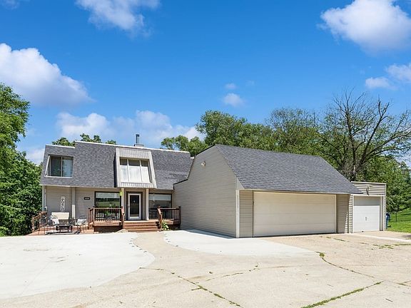 House and 3 car garage