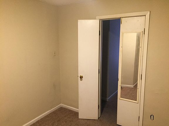 2nd image of 242 E 238th St