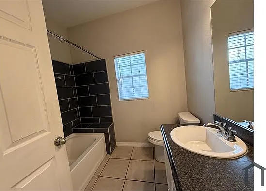 1206 Pendleton Dr — Photo 14