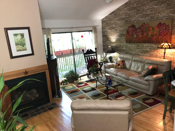 12 Cedarwood Ct, Asheville, NC 28803