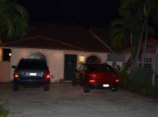 5891 W 21st Ct, Hialeah, FL 33016