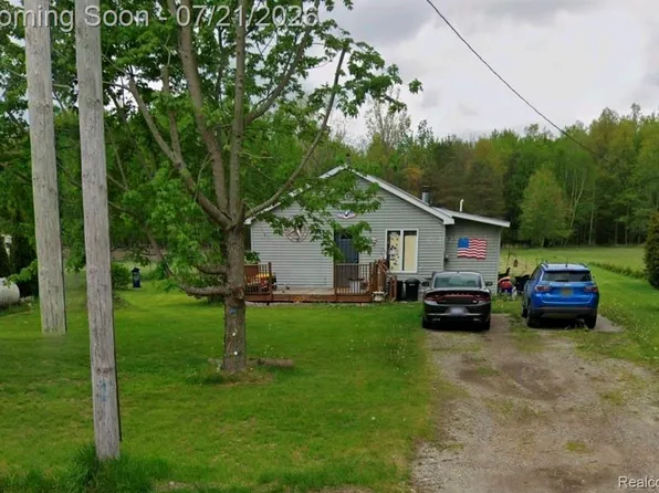 5008 W Burt Rd, Montrose, MI 48457