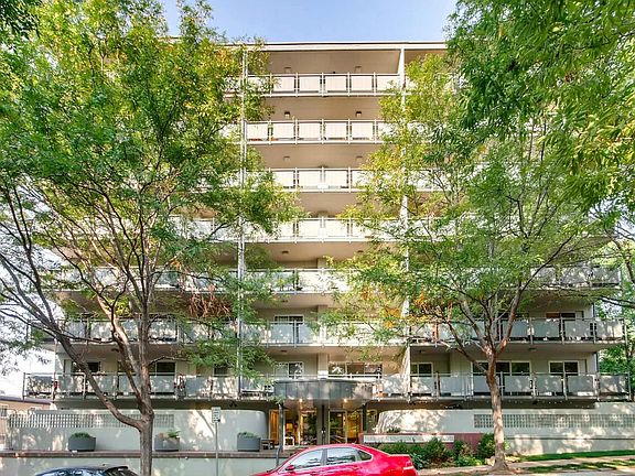 3rd image of 669 N Washington St APT 605