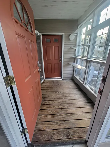 40 Davis Ave #1 Photo 1