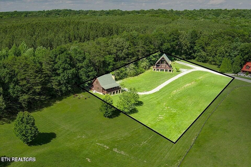 1st image of 101102 Meadow View Ln