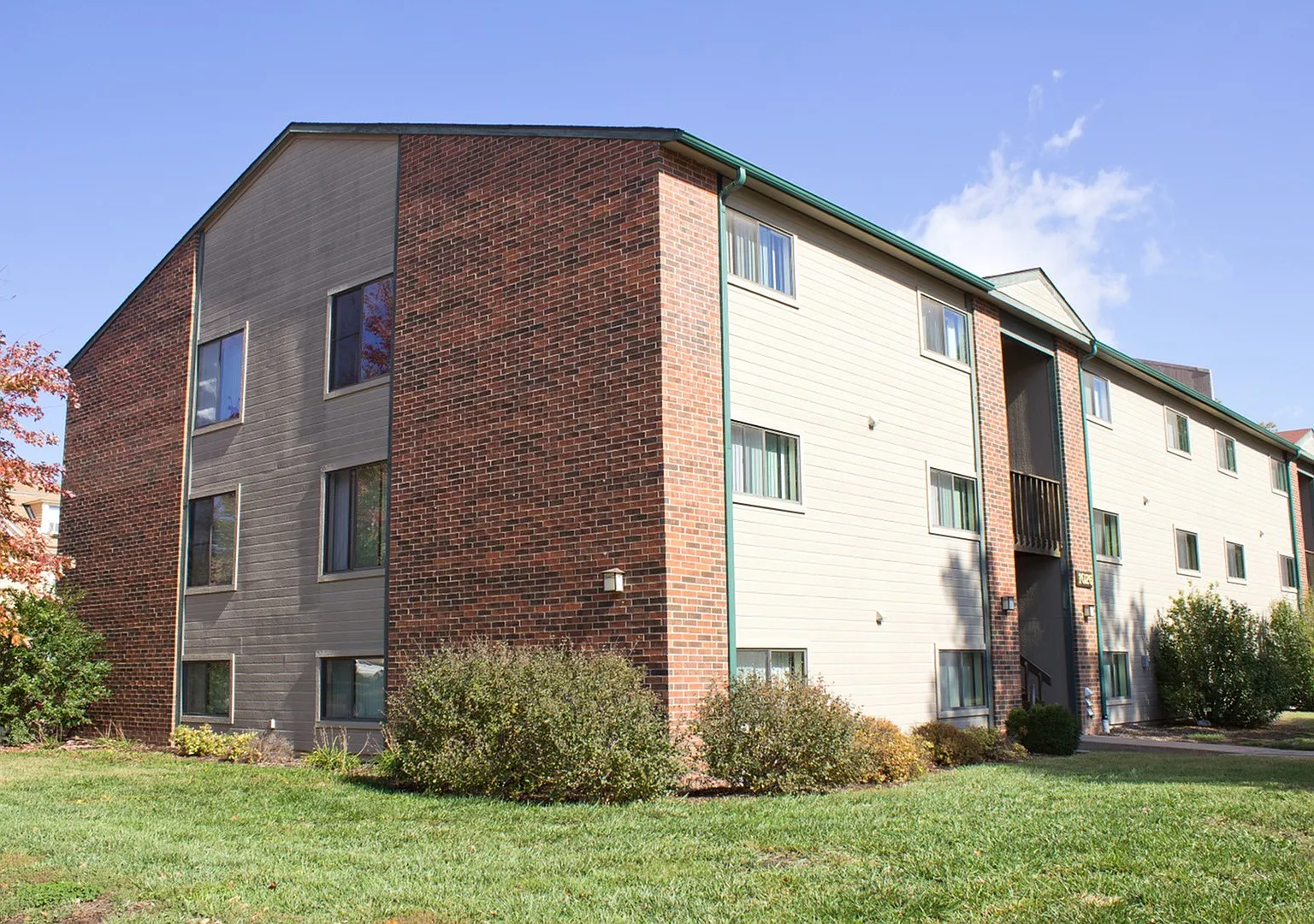 Parkview - 1026 Osage — Photo 1