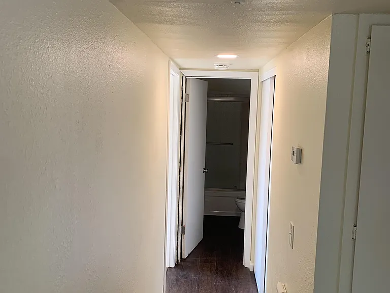 2813 Saint Paul Dr #3 — Photo 8