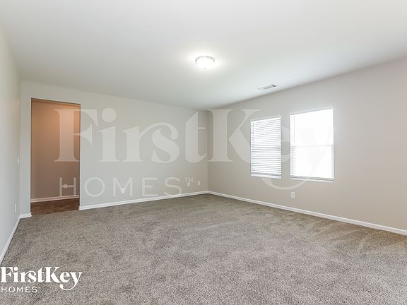 2nd image of 156 Alexander Ln