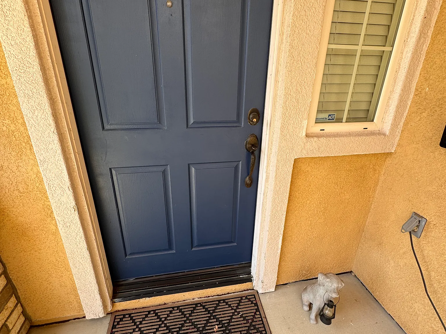 4 bed, 3436 sqft, $3,850 — Photo 2