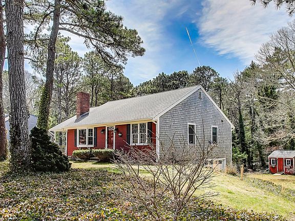 3rd image of 49 Lady Slipper Drive