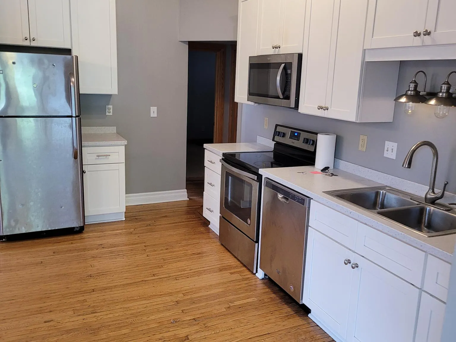 2703 Aldrich Ave S — Photo 3