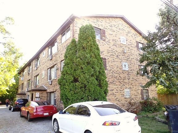 2nd image of 1386 River Dr #8