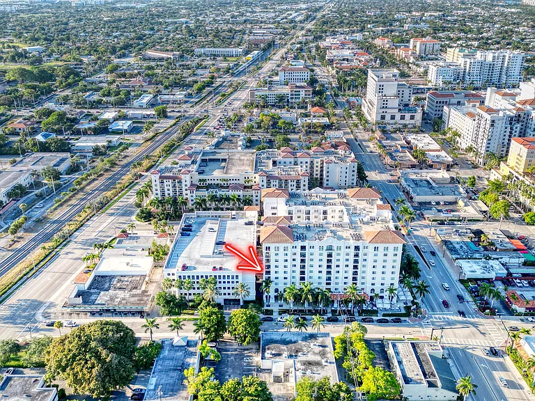 233 S Federal Hwy #425 — Photo 47