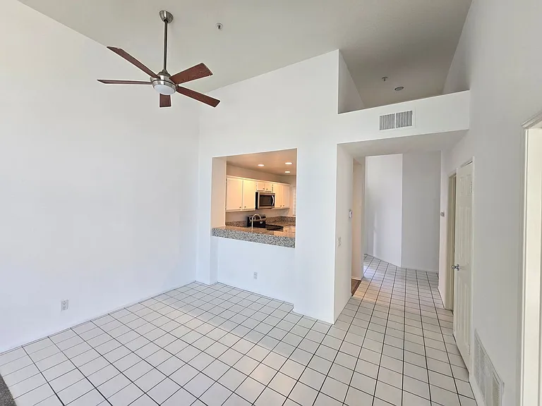 1200 Pacific Coast Hwy #303 — Photo 22