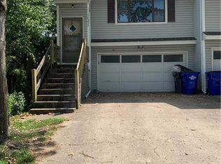 1425 E Martway Cir #A, Olathe, KS 66061