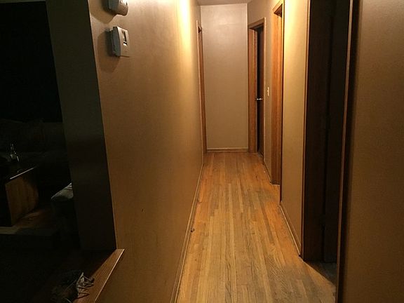 3rd image of 8410 Lakewood Dr NE