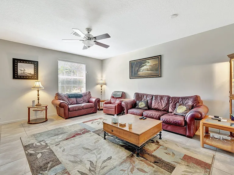 2061 SE Glen Ridge Dr — Photo 4