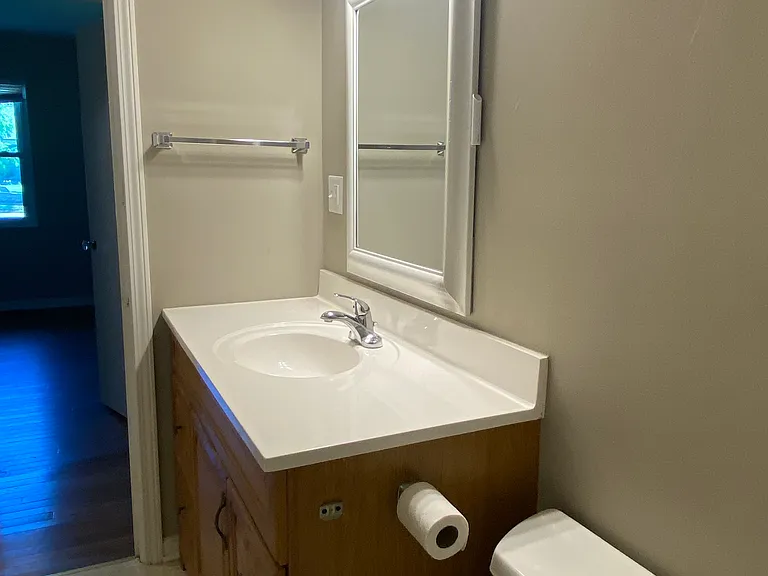1821 Summit Dr — Photo 4