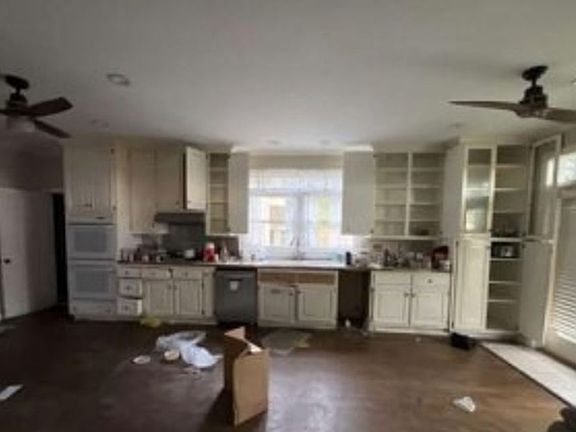 4th image of 751 Sue Ln