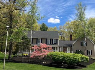 47 Blossom Rd, Windham, NH 03087