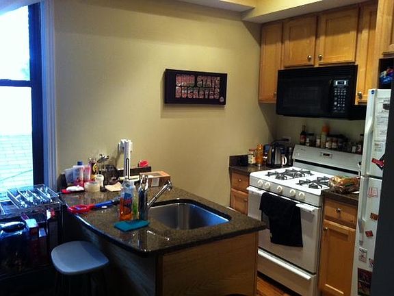 2nd image of 3654 N Marshfield Ave APT Ch2