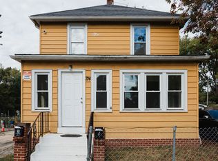 714 Helmholz Ave, Waukegan, IL 60085