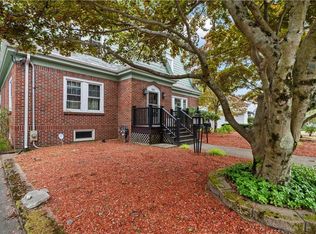 503 Woodland Rd, Woonsocket, RI 02895
