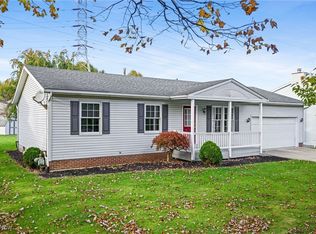 1417 Bravado Rd SW, Canton, OH 44706