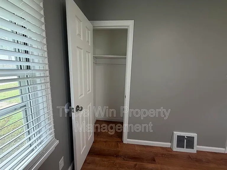 3349 Marmary Ln — Photo 18