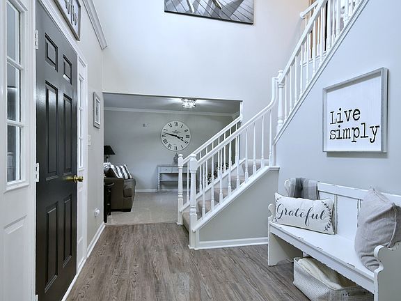 4th image of 2623 Mirage Ave