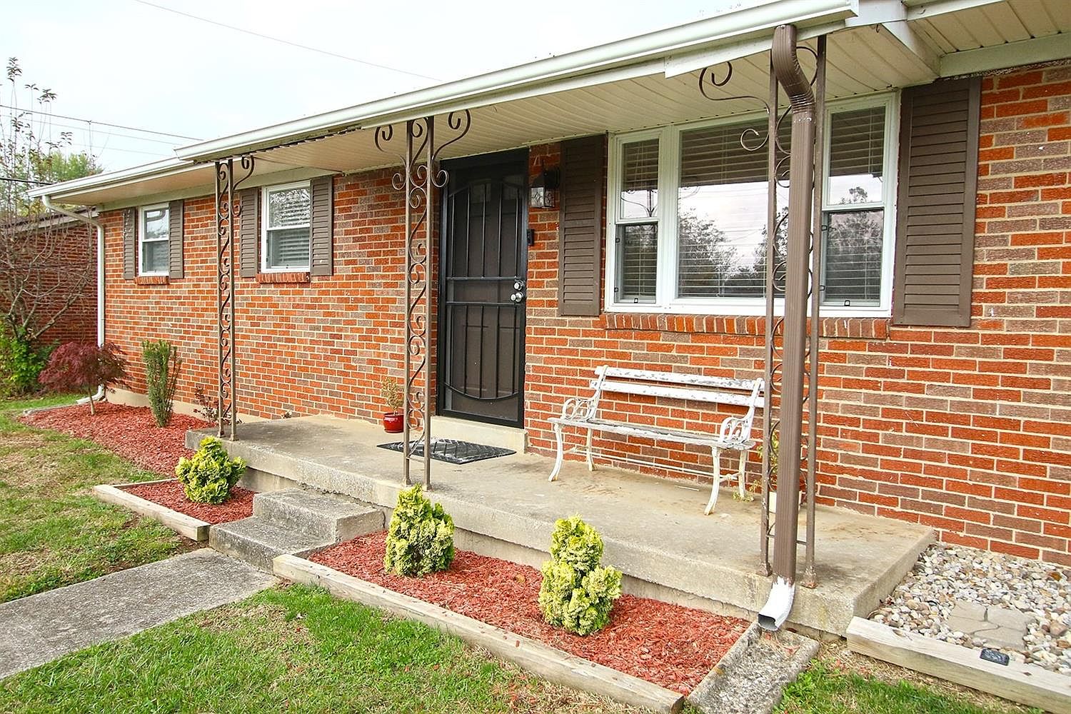 1460 Thames Dr, Lexington, KY 40517 Zillow