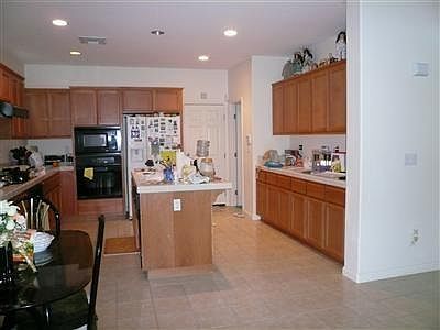 2nd image of 2111 Tennis Ln