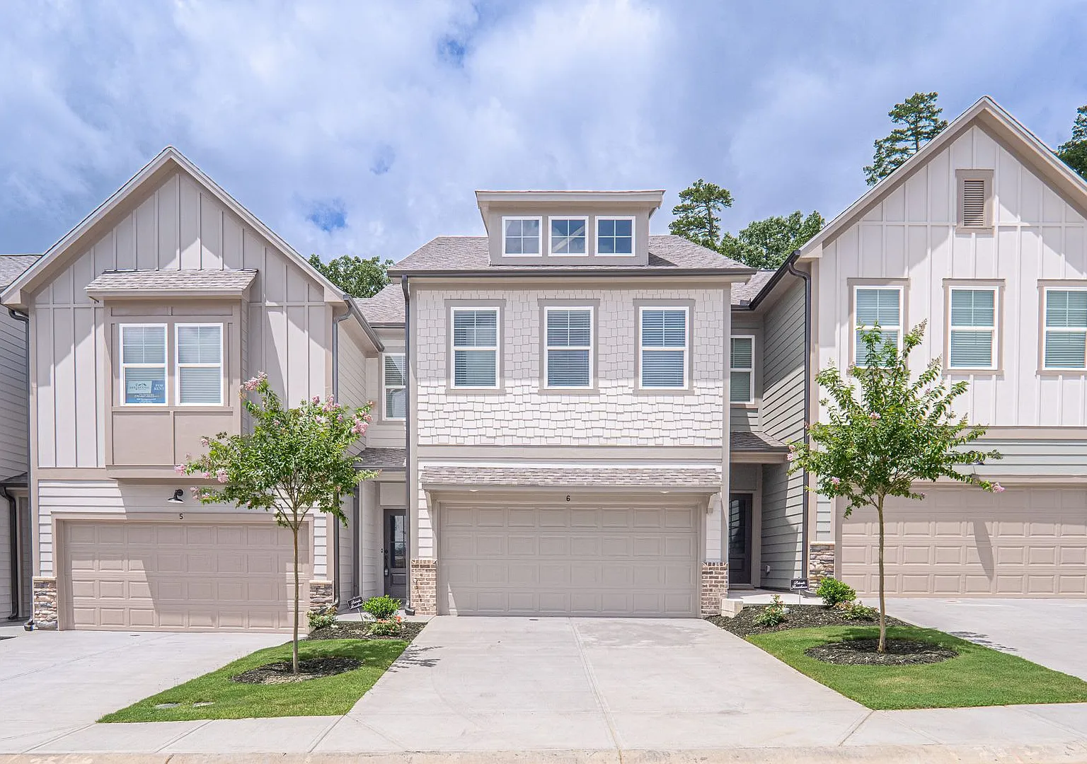Brand-New Craftsman Townhome Near the North Georgia Mountains | 3 Bed, 2.5 Bath — Photo 1