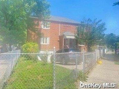 41-46 94 Street, Elmhurst, NY, 11373