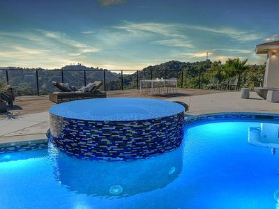 8336 Mulholland Dr, Los Angeles, CA, 90046